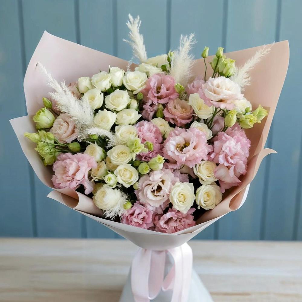 Букет цветов из: Альстромерии и Розы в Зее