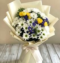 Букет цветов из:  Ирисы, Хризантемы и Розы #REPLACE_PRED# Зее