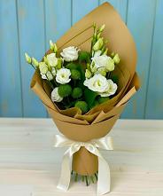 Букет цветов из:  Хризантемы и Лизиантусы #REPLACE_PRED# Зее