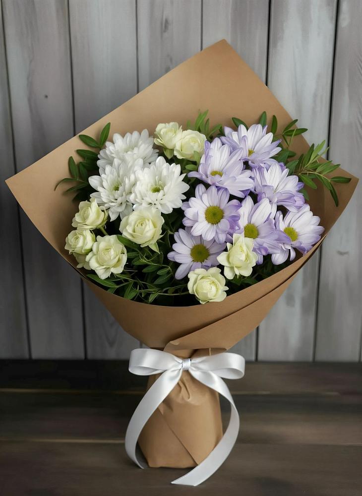 Букет цветов из: Хризантемы и Розы в Зее